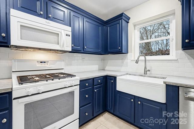 7625 Nicolette Court, Charlotte, NC 28215