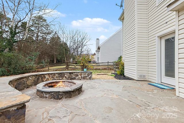 7625 Nicolette Court, Charlotte, NC 28215