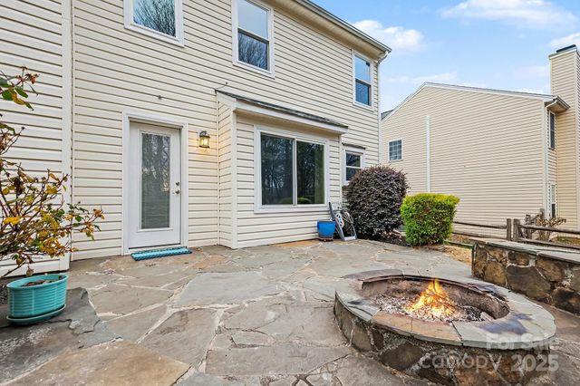 7625 Nicolette Court, Charlotte, NC 28215