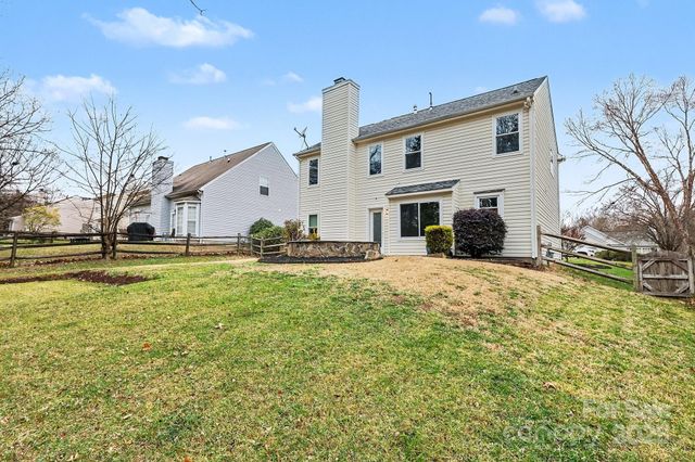 7625 Nicolette Court, Charlotte, NC 28215