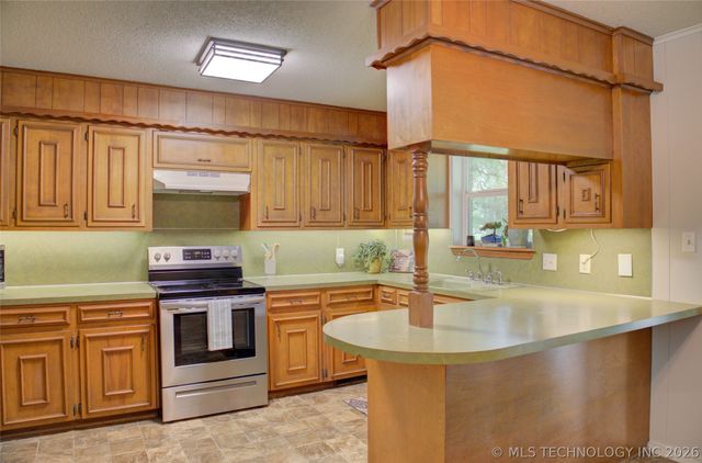 4899 E 191st Street S, Bixby, OK 74008