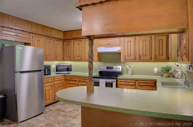 4899 E 191st Street S, Bixby, OK 74008