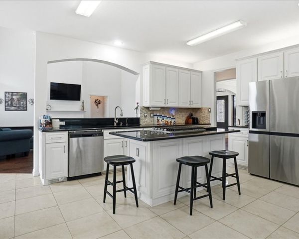 3909 Hogan Manor Drive, Plano, TX 75025