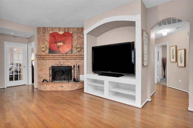 1327 Coppercrest Drive, Spring, TX 77386