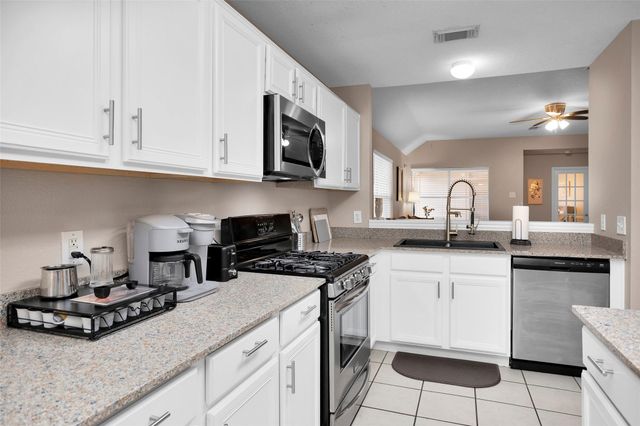 1327 Coppercrest Drive, Spring, TX 77386