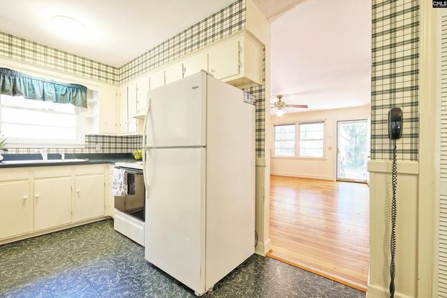 947 Laurie Ln, Columbia, SC 29205