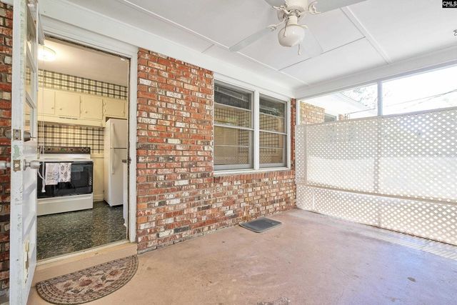 947 Laurie Ln, Columbia, SC 29205