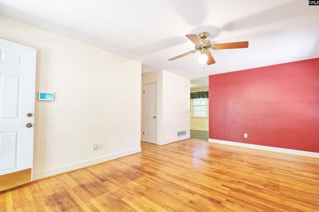 947 Laurie Ln, Columbia, SC 29205