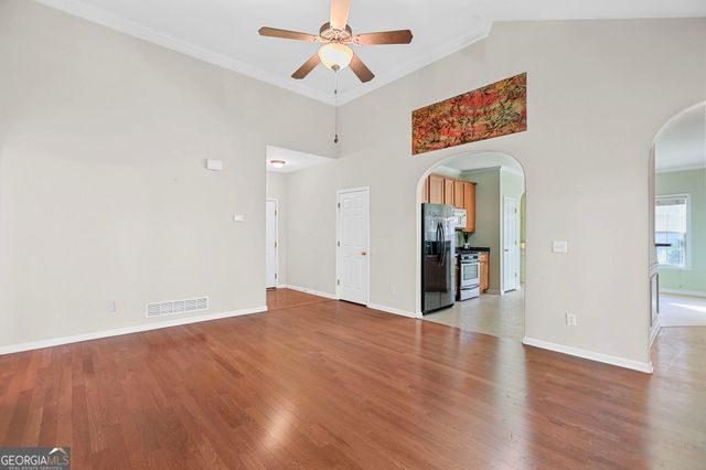 214 Meadow Run, Carrollton, GA 30116