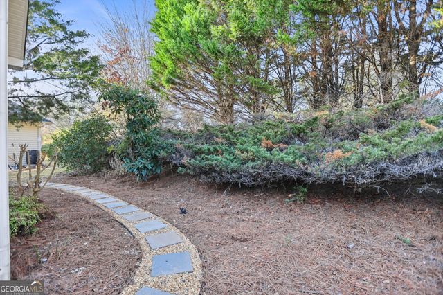 214 Meadow Run, Carrollton, GA 30116