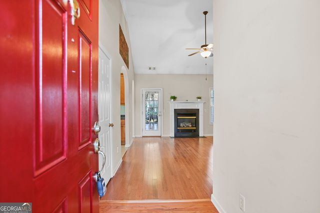 214 Meadow Run, Carrollton, GA 30116