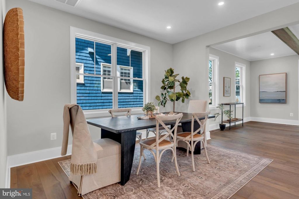 Image 18 of property listing at 912 WINDSOR AVE, Annapolis, MD 21403