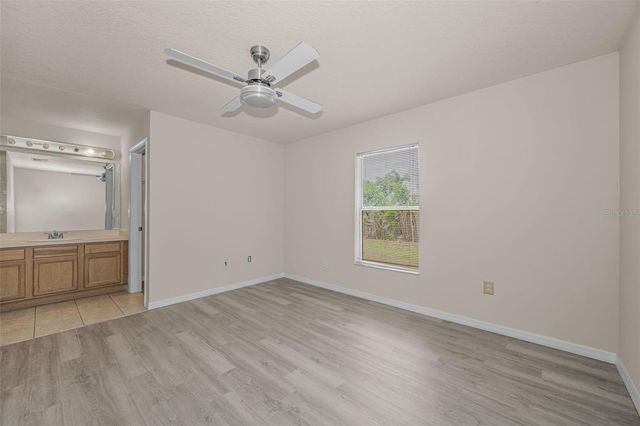 1516 E ESKIMO AVENUE, Tampa, FL 33604