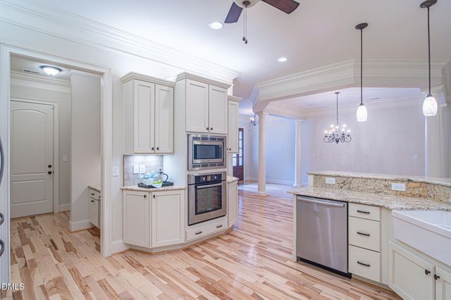 152 Arabella Court, Cary, NC 27518