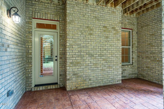 152 Arabella Court, Cary, NC 27518