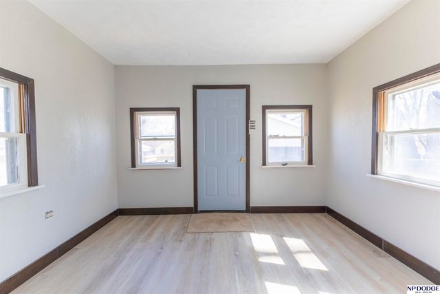 3523 N 40th Street, Omaha, NE 68111