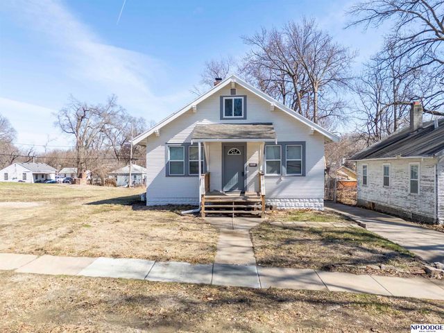 3523 N 40th Street, Omaha, NE 68111