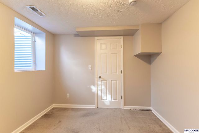 3523 N 40th Street, Omaha, NE 68111