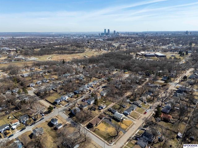 3523 N 40th Street, Omaha, NE 68111