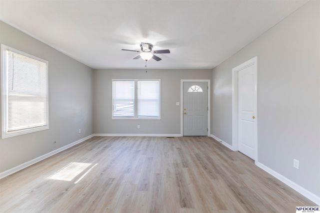 3523 N 40th Street, Omaha, NE 68111