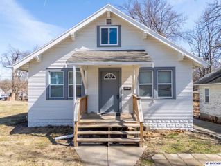 3523 N 40th Street, Omaha, NE 68111
