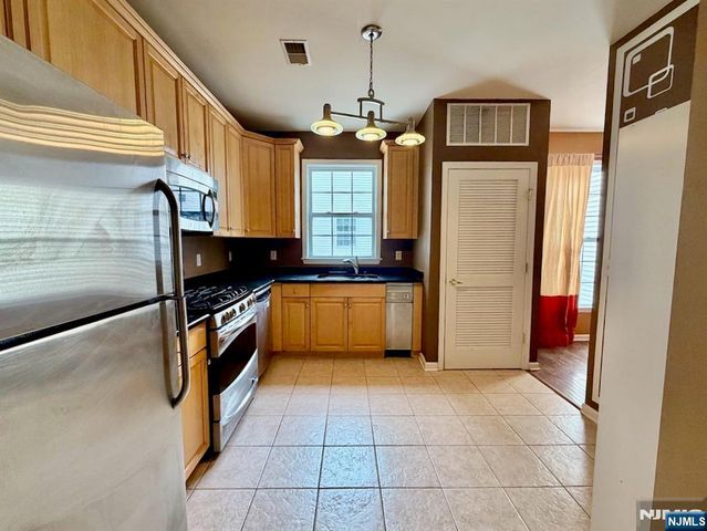 200 Dey Street 257, Harrison, NJ 07029