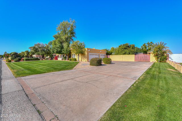 3816 E MINTON Place, Mesa, AZ 85215