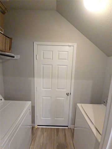 6543 Castle Loch Court, Houston, TX 77048