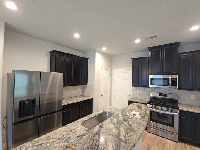 6543 Castle Loch Court, Houston, TX 77048