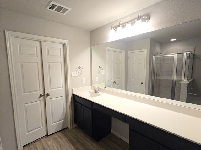 6543 Castle Loch Court, Houston, TX 77048