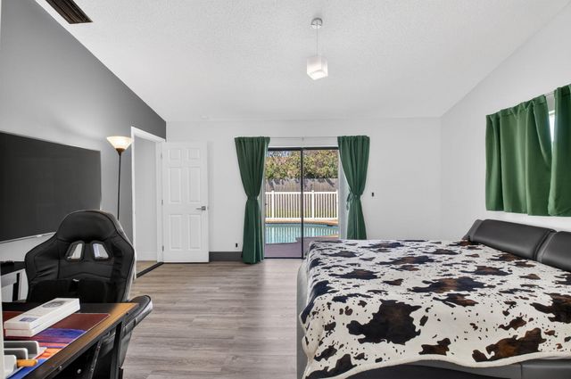 19131 Fairlawn Way, Boca Raton, FL 33434