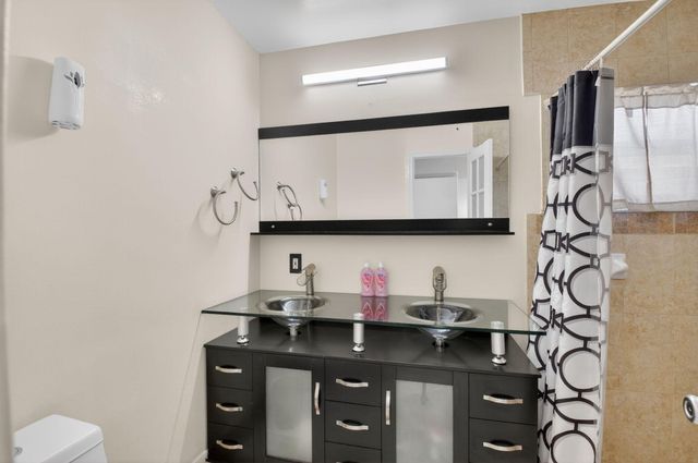 19131 Fairlawn Way, Boca Raton, FL 33434