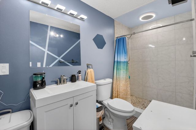 19131 Fairlawn Way, Boca Raton, FL 33434