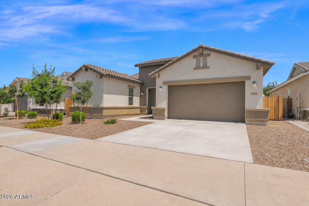 21048 E ARROYO VERDE Drive, Queen Creek, AZ 85142 — photo 2