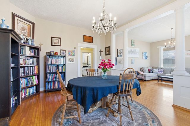 306 W County Street, Monett, MO 65708