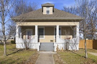 306 W County Street, Monett, MO 65708