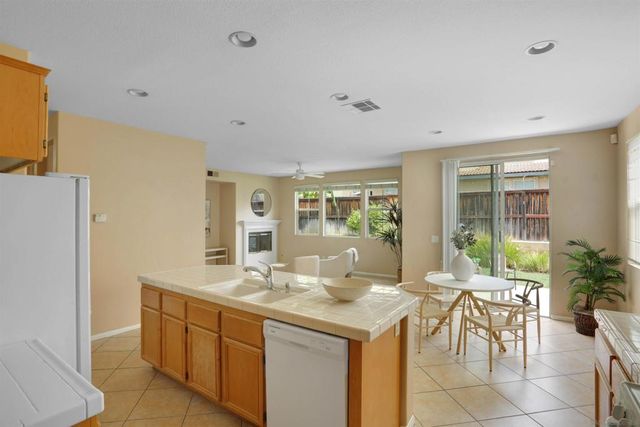 5180 Bluegrass, Oceanside, CA 92057