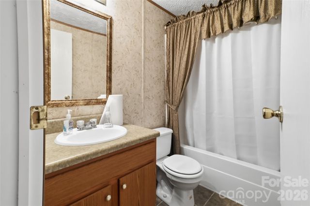 212 Alexia Lane, Grover, NC 28073