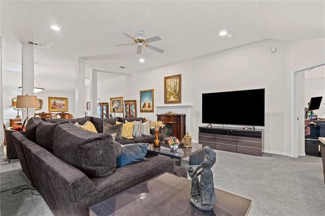7086 Crown Pointe Drive, Mobile, AL 36695