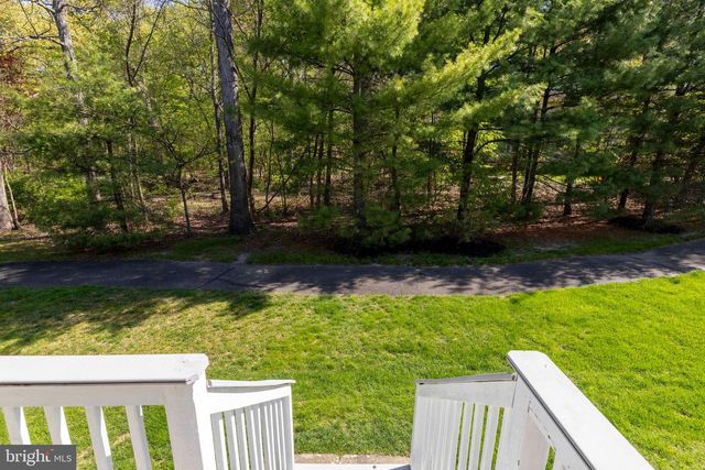 617 N SETTLERS CIR, Warrington, PA 18976