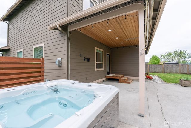 506 Amareen Court, Nooksack, WA 98276