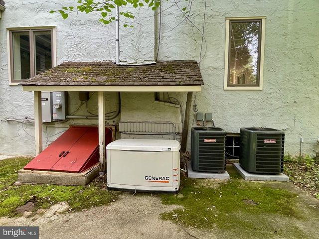 1705 MILLERS RD, Wilmington, DE 19810