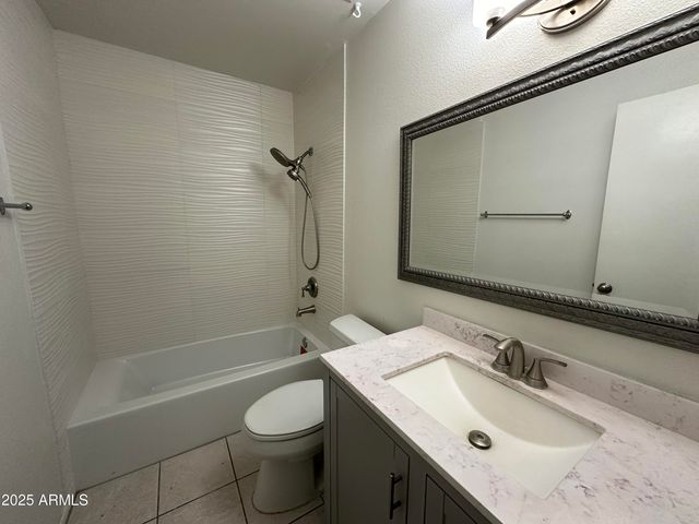1511 W KEATING Avenue, Mesa, AZ 85202