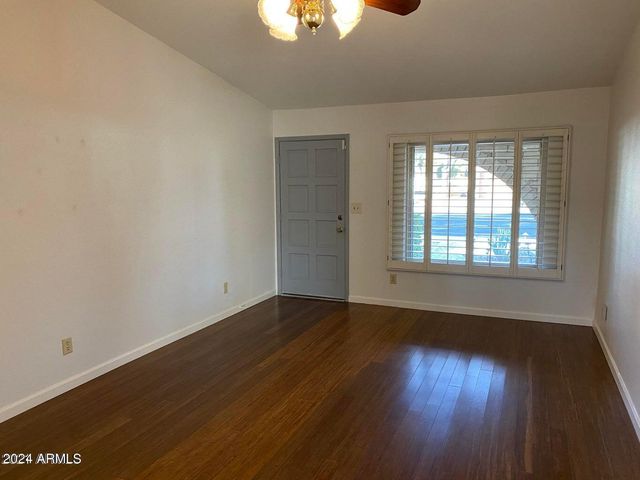 1511 W KEATING Avenue, Mesa, AZ 85202