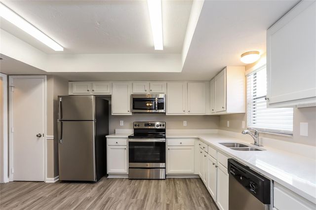 609 WILLOW RUN, Lakeland, FL 33813