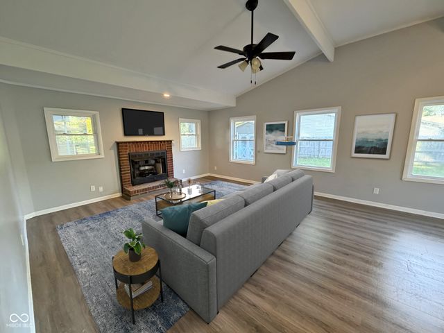 208 Cottonwood Drive, Anderson, IN 46012