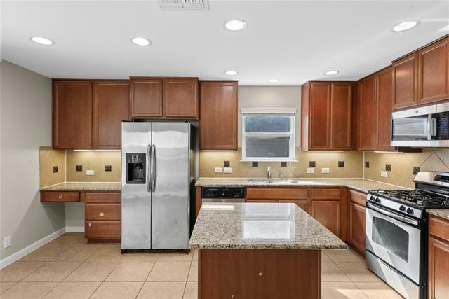 8513 Wood Stork DR, Austin, TX 78729