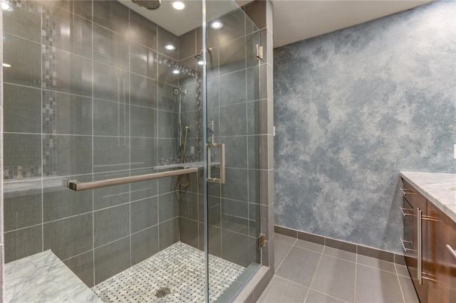 4700 Post Oak Timber Drive, Houston, TX 77056