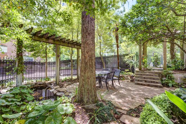 4700 Post Oak Timber Drive, Houston, TX 77056