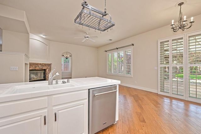 7205 Abruzzo Ct, Elk Grove, CA 95757